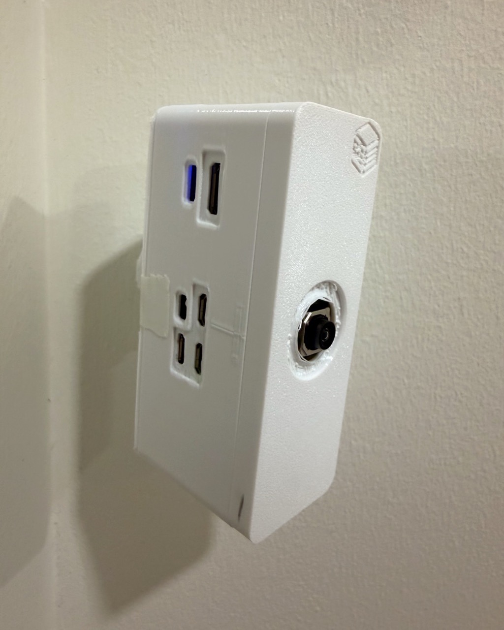 The Smores capture unit — wireless and battery-powered